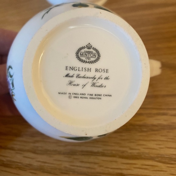 Minton English Rose (Fine Bone China) Creamer And Table Sugar Bowl / Lid… - Picture 12 of 12